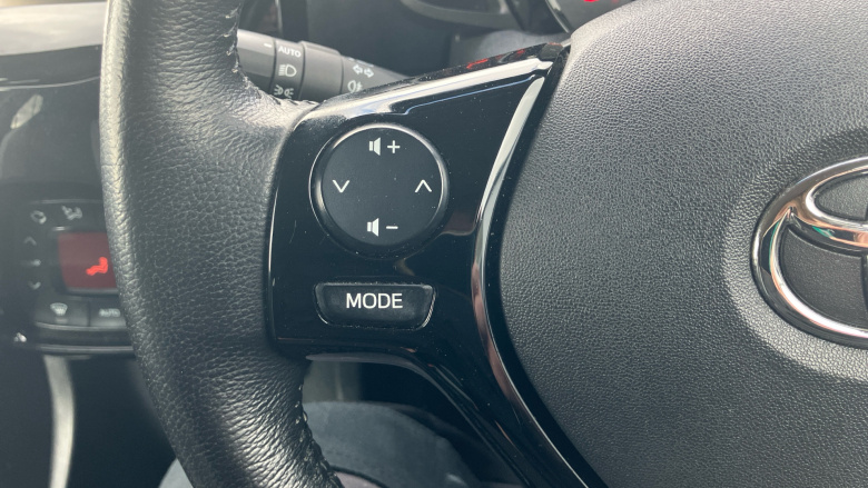 Toyota Aygo 1.0 VVT-i X-Press 5dr Petrol Hatchback